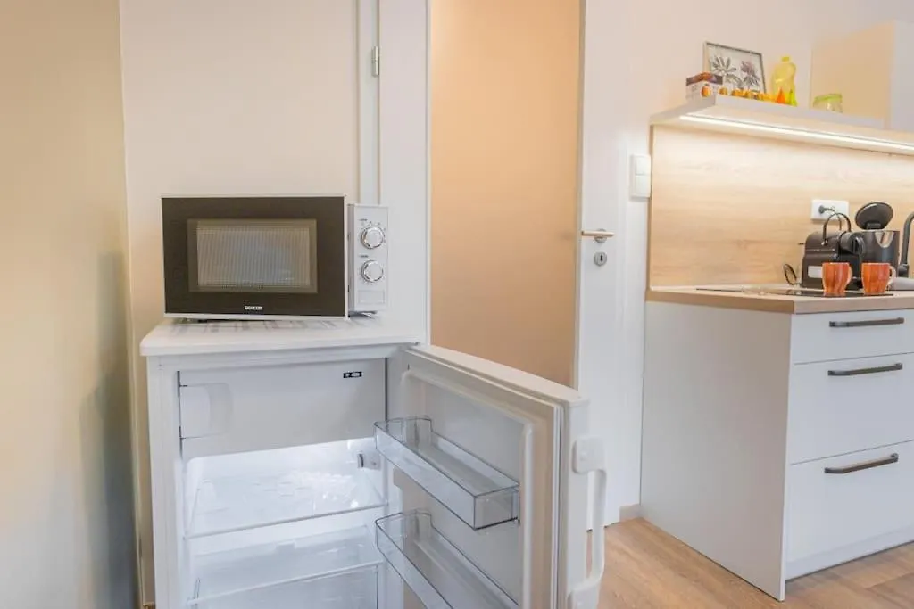 On-Site Free Parking, 12 To Min Centre, Supermarket Prague 0*,  Czech Republic