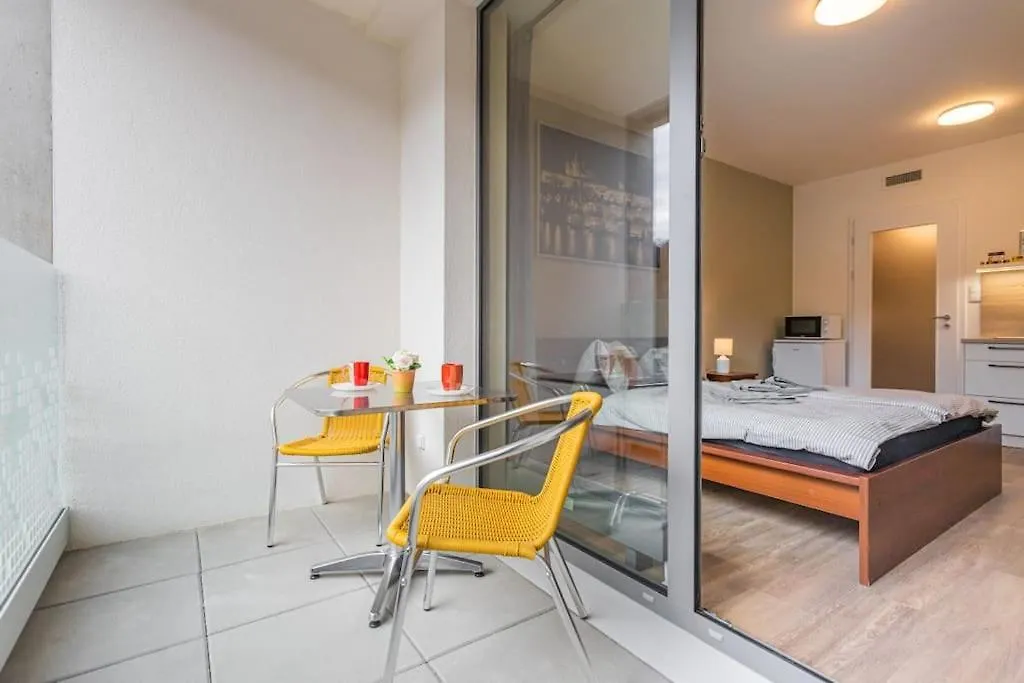 On-Site Free Parking, 12 To Min Centre, Supermarket Prague 0*,  Czech Republic