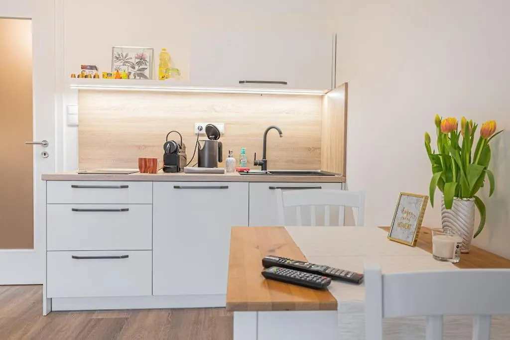 On-Site Free Parking, 12 To Min Centre, Supermarket Prag Daire
