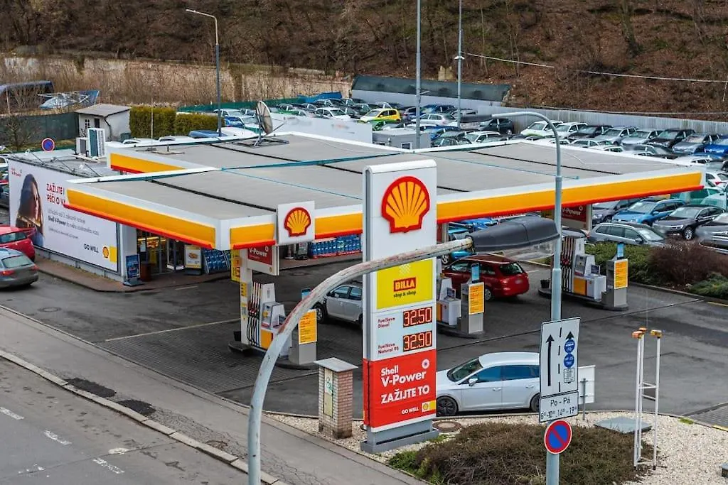 On-Site Free Parking, 12 To Min Centre, Supermarket Prag Daire